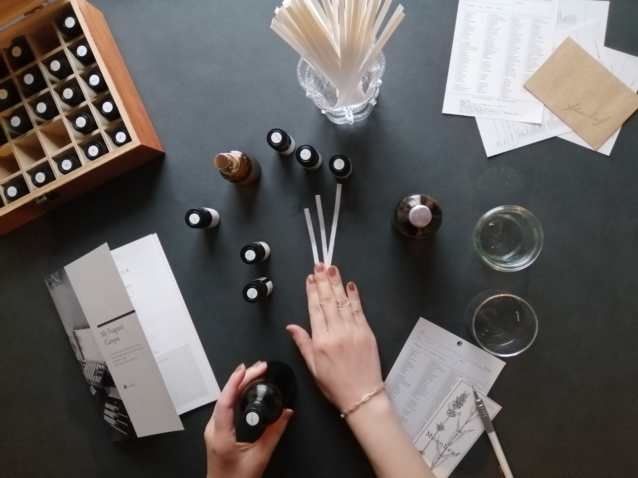 調香している様子